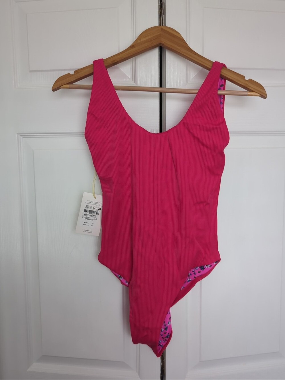 Maaji NWT Pink V Neck Claire Reversible Floral One Piece Swimsuit